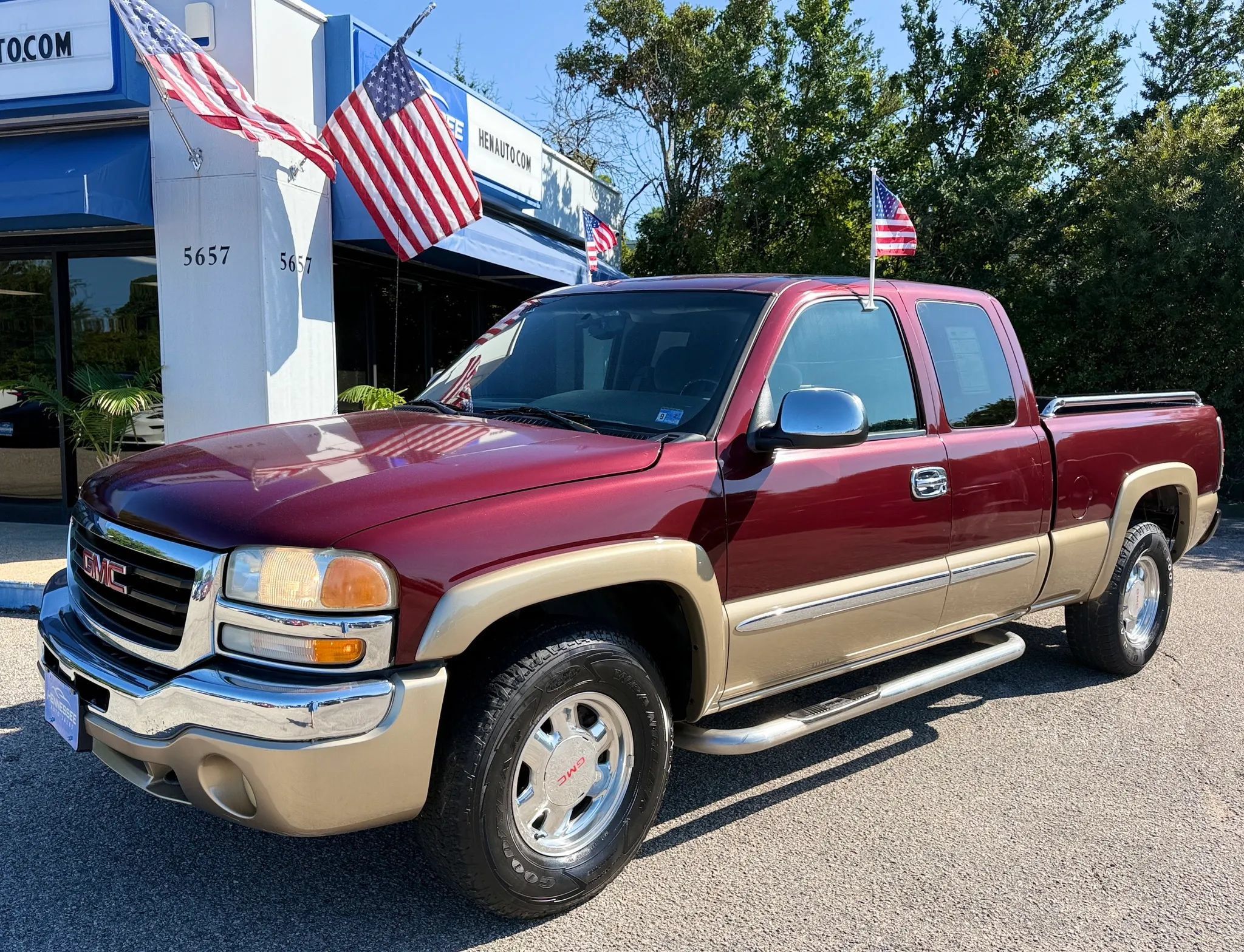 Used 2003 GMC Sierra 1500 SLE w/ Off-Road Package AWD/4WD image 29