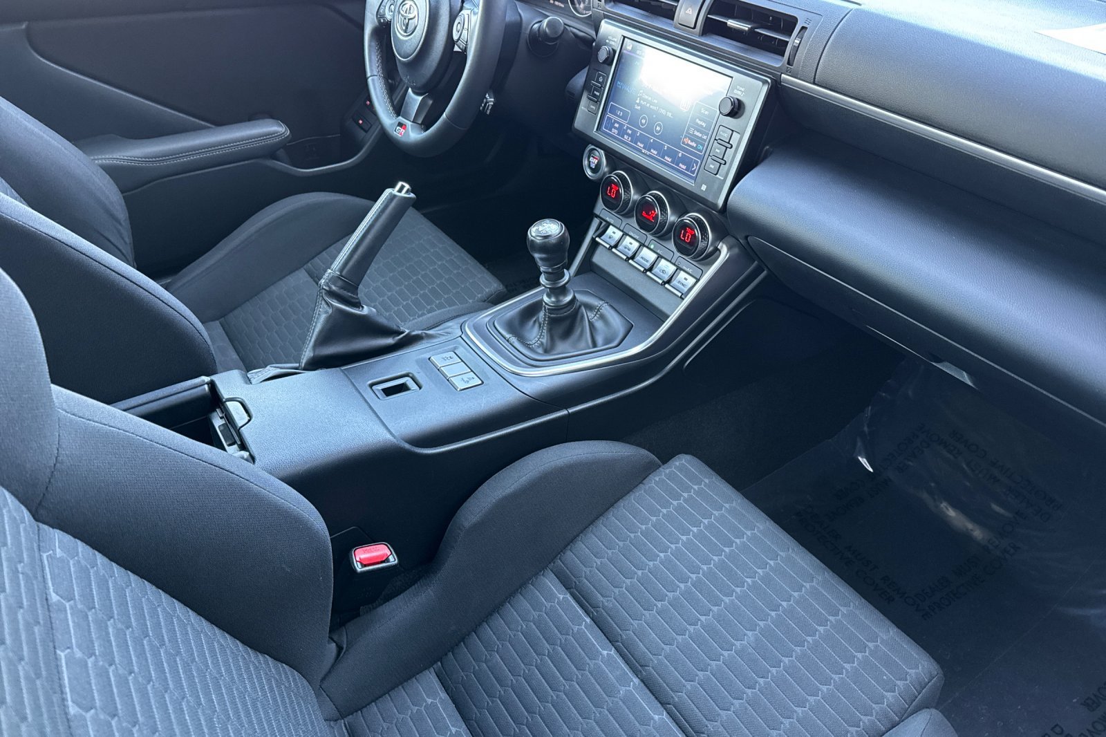 Used 2023 Toyota GR86 RWD image 15