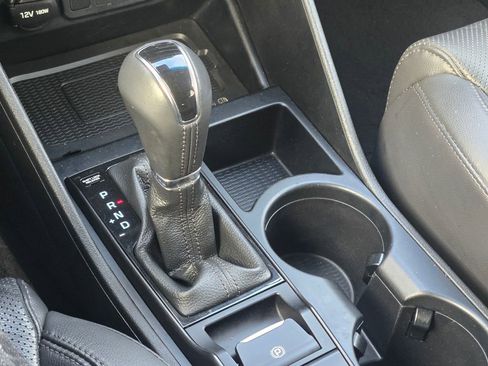 Used 2021 Hyundai Tucson Limited image 39