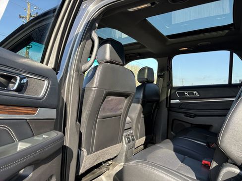 Used 2016 Ford Explorer Limited image 13