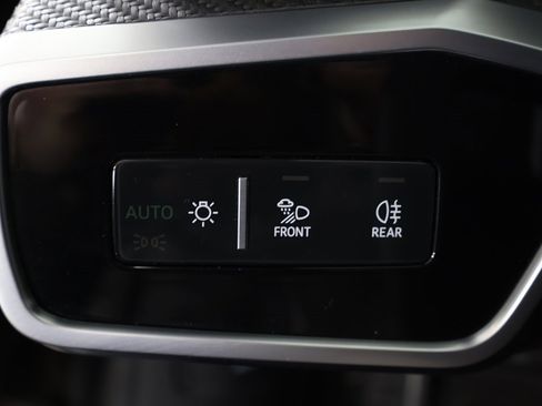 Used 2022 Audi RS 7 4.0T image 44