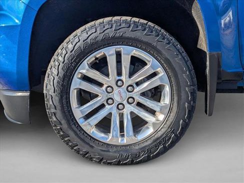 Used 2018 GMC Canyon SLT w/ Driver Alert Package image 22