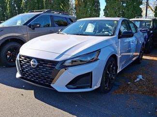 New 2025 Nissan Altima 2.5 SR w/ SR Premium Package video 3