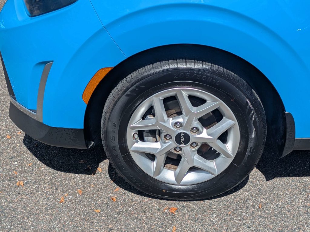 Used 2023 Kia Soul S FWD image 27