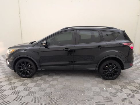 Used 2017 Ford Escape Titanium FWD image 7