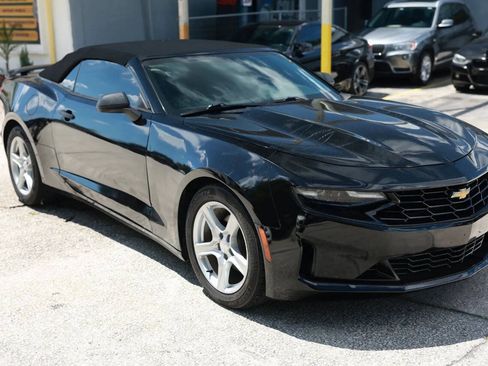 Used 2020 Chevrolet Camaro LT RWD image 5