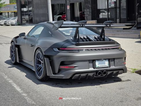 Used 2024 Porsche 911 GT3 RS RWD image 9