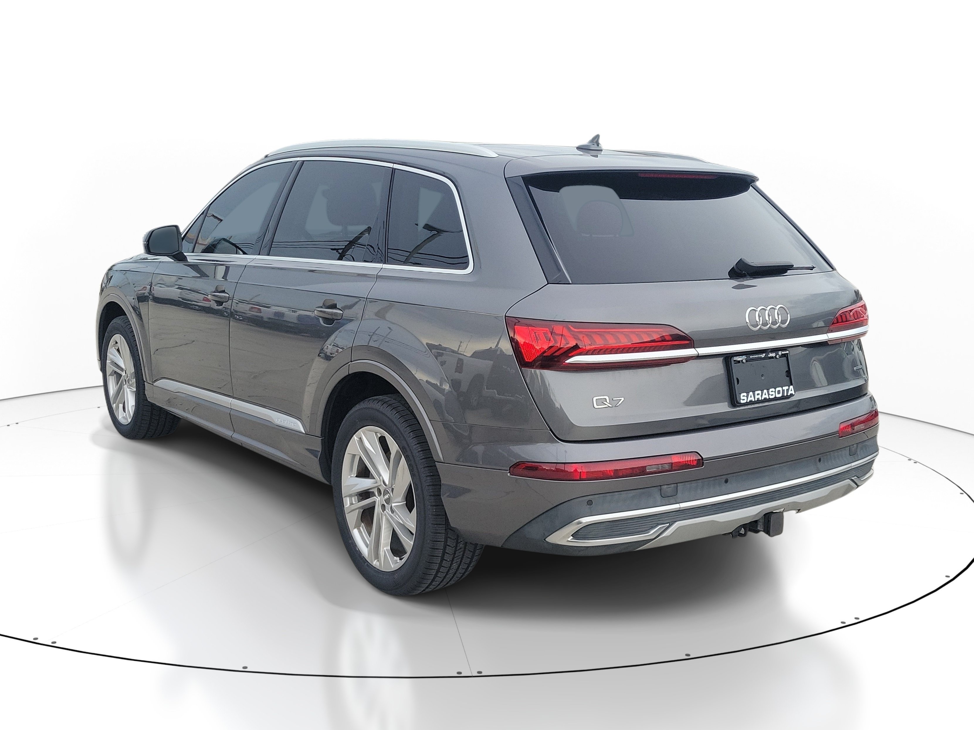 Used 2020 Audi Q7 2.0T Premium w/ Convenience Package AWD/4WD image 4