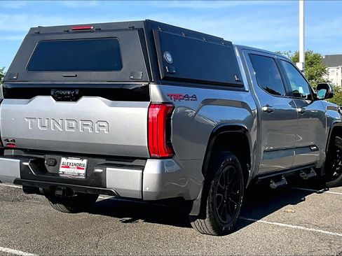 Used 2025 Toyota Tundra Platinum AWD/4WD image 12
