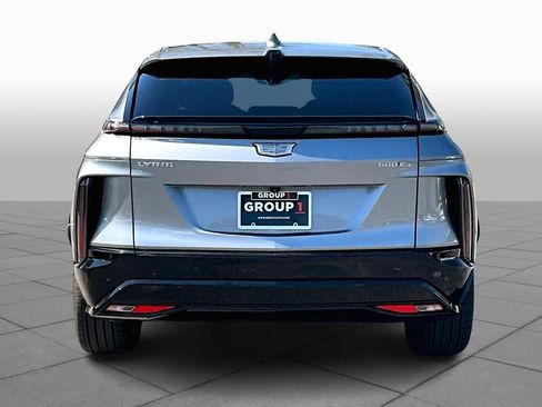 Used 2024 Cadillac Lyriq Sport image 4