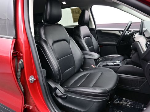 Used 2022 Ford Escape SEL w/ Technology Package image 16