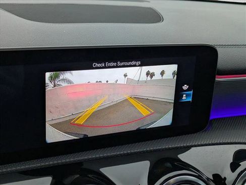 Used 2020 Mercedes-Benz CLA 250 image 13