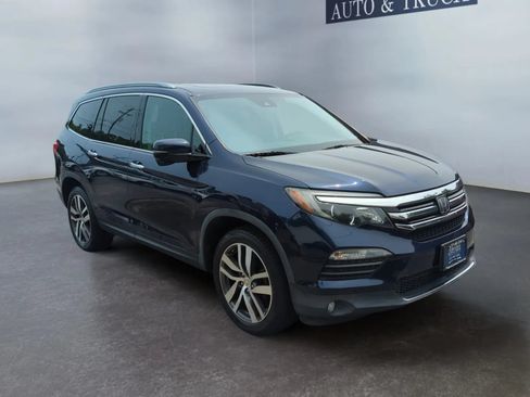 Used 2016 Honda Pilot Touring image 6