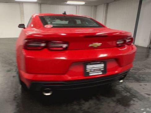 Certified 2022 Chevrolet Camaro LT RWD image 7