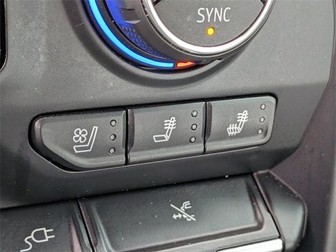 Used 2021 Chevrolet Silverado 1500 High Country w/ Technology Package image 26