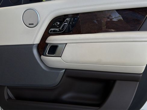 Used 2018 Land Rover Range Rover Supercharged image 49