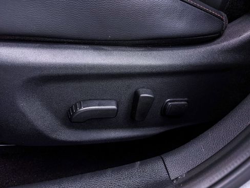 Used 2023 Nissan Sentra SR w/ SR Premium Package image 20