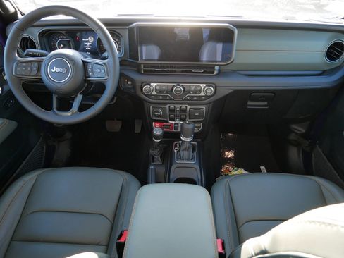 New 2026 Jeep Gladiator Mojave w/ Safety Group image 11