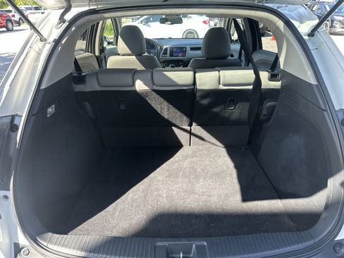 Used 2018 Honda HR-V EX-L image 16