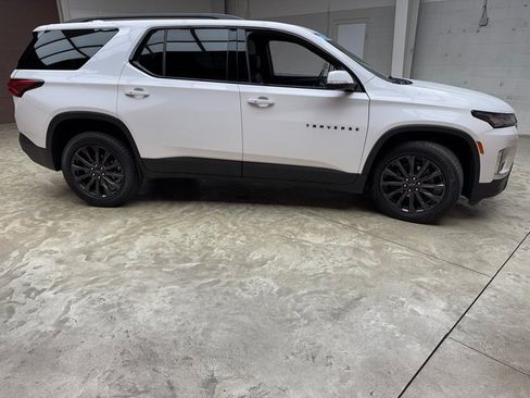 Used 2023 Chevrolet Traverse RS image 6