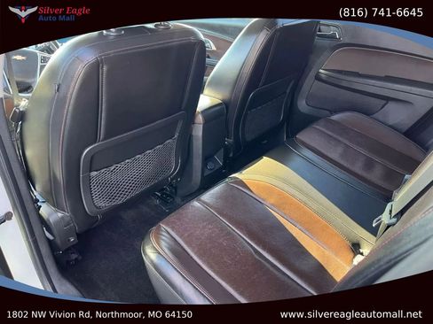 Used 2011 Chevrolet Equinox LT w/ Chrome Appearance Package image 8