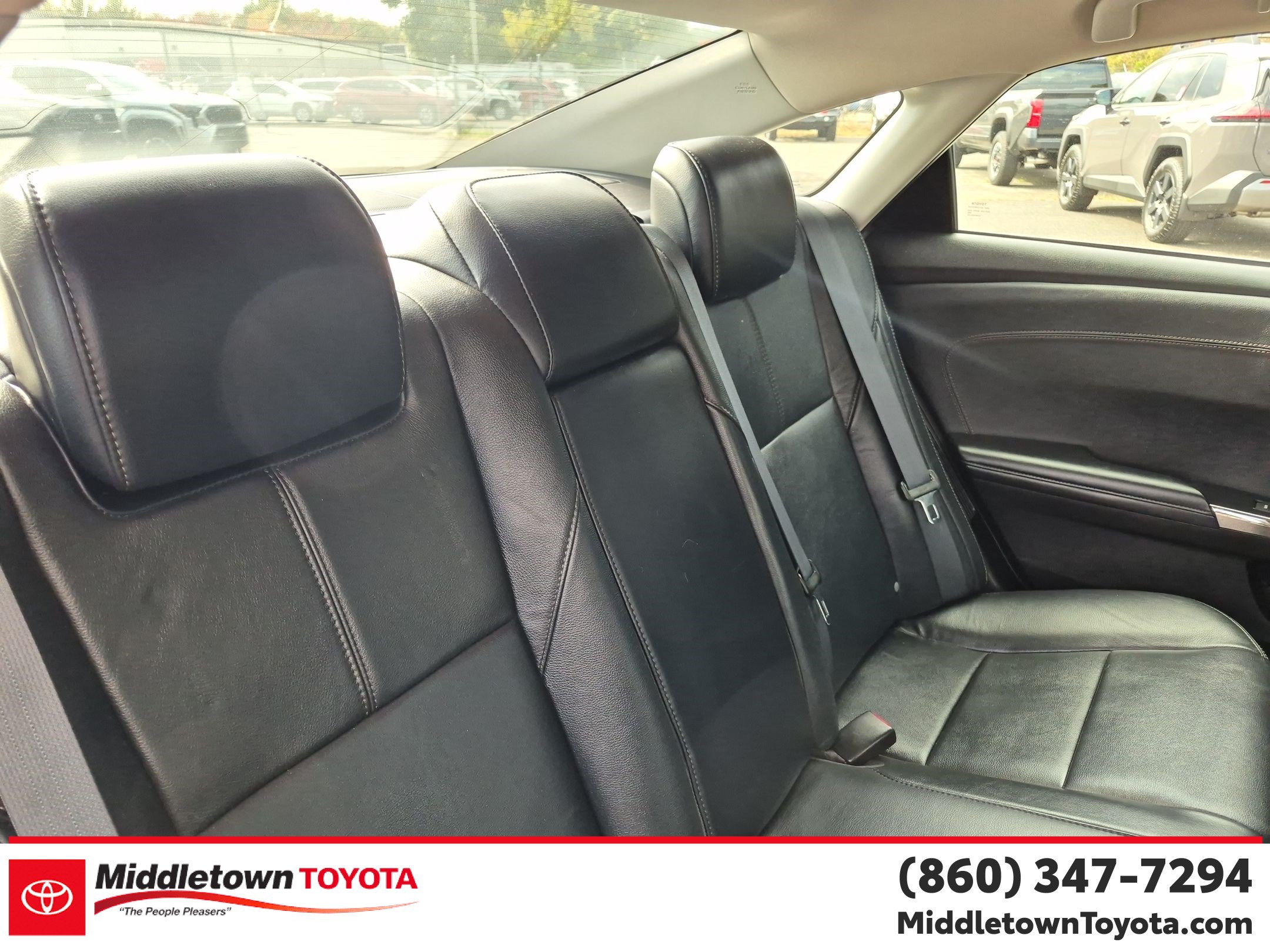 Used 2015 Toyota Avalon XLE Touring FWD image 34