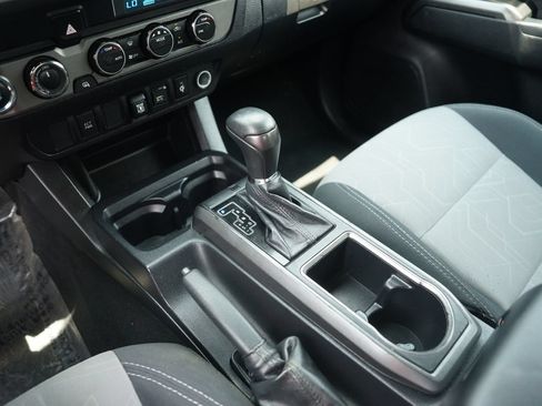 Used 2023 Toyota Tacoma TRD Sport AWD/4WD image 28