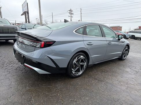 Certified 2024 Hyundai Sonata SEL w/ Convenience Package image 7