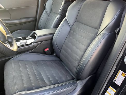 Used 2025 Mitsubishi Outlander SE AWD/4WD image 11