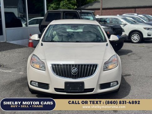 Used 2012 Buick Regal Leather FWD image 2