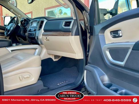 Used 2016 Nissan Titan SL RWD image 15