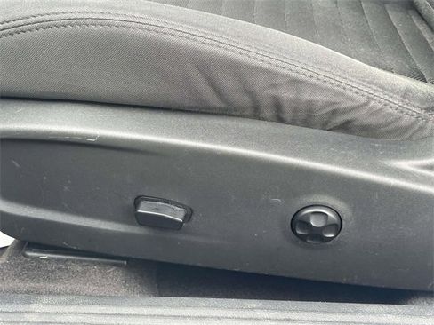 Used 2012 Dodge Challenger SXT w/ Sound Group image 11