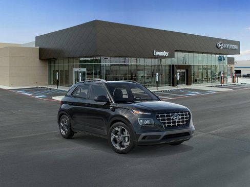 New 2026 Hyundai Venue SEL FWD image 2