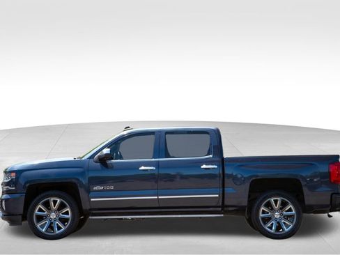 Used 2018 Chevrolet Silverado 1500 LTZ Z71 w/ Centennial Edition AWD/4WD image 6