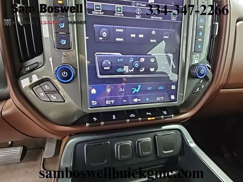 Used 2017 Chevrolet Silverado 2500 High Country image 18