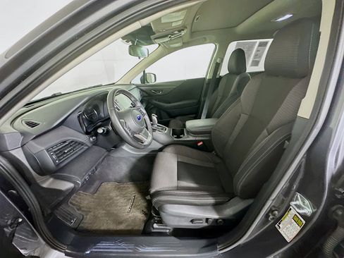 Used 2025 Subaru Outback Premium image 13