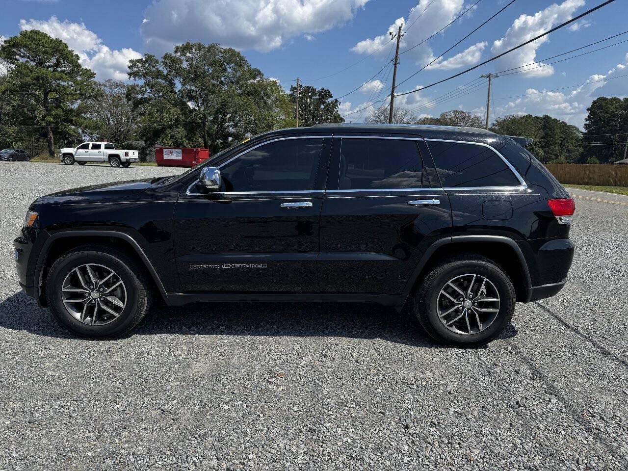 Used 2018 Jeep Grand Cherokee Limited AWD/4WD image 10