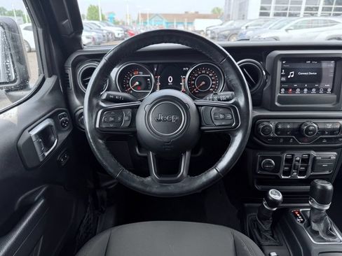 Used 2022 Jeep Wrangler Unlimited Sport AWD/4WD image 25