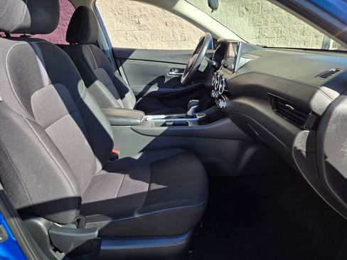 Used 2021 Nissan Sentra SV image 17