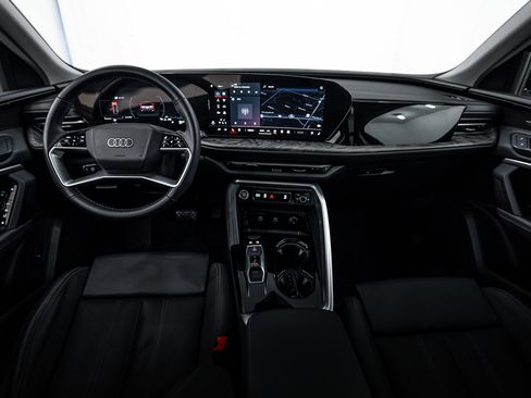 Certified 2025 Audi Q5 Premium Plus w/ Premium Plus image 8