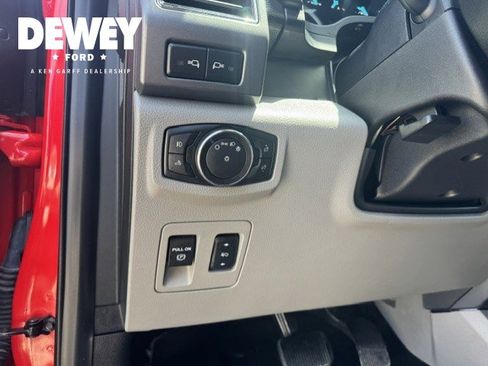 Used 2018 Ford F150 XLT w/ Equipment Group 302A Luxury AWD/4WD image 13