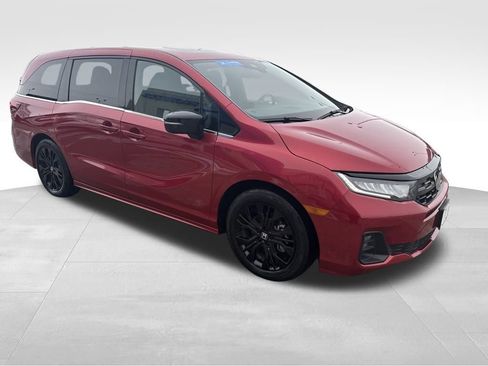 Certified 2025 Honda Odyssey Sport-L image 10