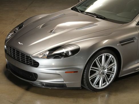 Used 2009 Aston Martin DBS Coupe RWD image 6