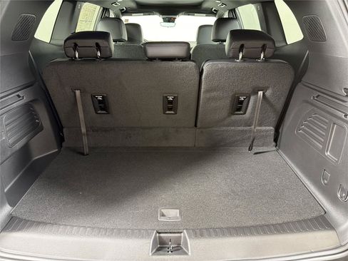 New 2026 GMC Acadia Elevation w/ Black Edition FWD image 17