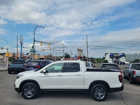 Used 2023 Honda Ridgeline RTL-E image 2
