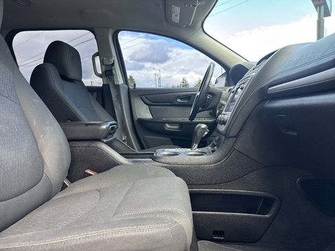 Used 2013 GMC Acadia SLE AWD/4WD image 16