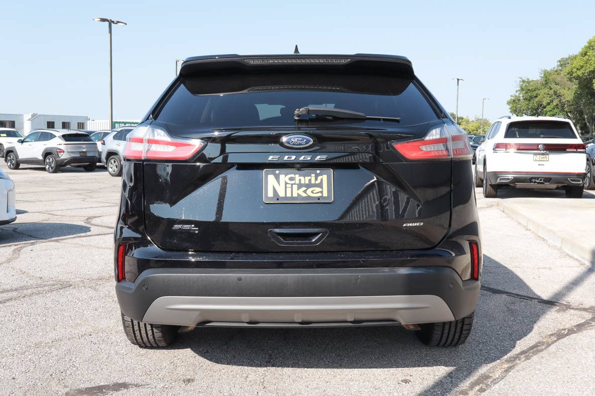 Used 2024 Ford Edge SEL AWD/4WD image 5