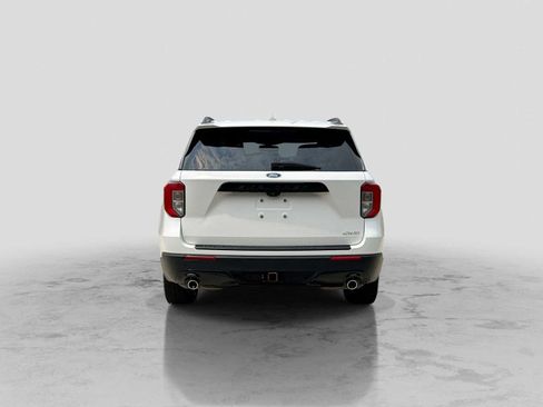 Used 2023 Ford Explorer ST-Line w/ Class IV Trailer Tow Package AWD/4WD image 5