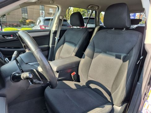 Used 2018 Subaru Outback 2.5i Premium AWD/4WD image 15