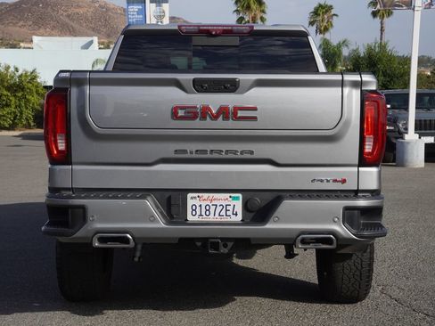 Used 2023 GMC Sierra 1500 AT4 w/ Technology Package AWD/4WD image 5